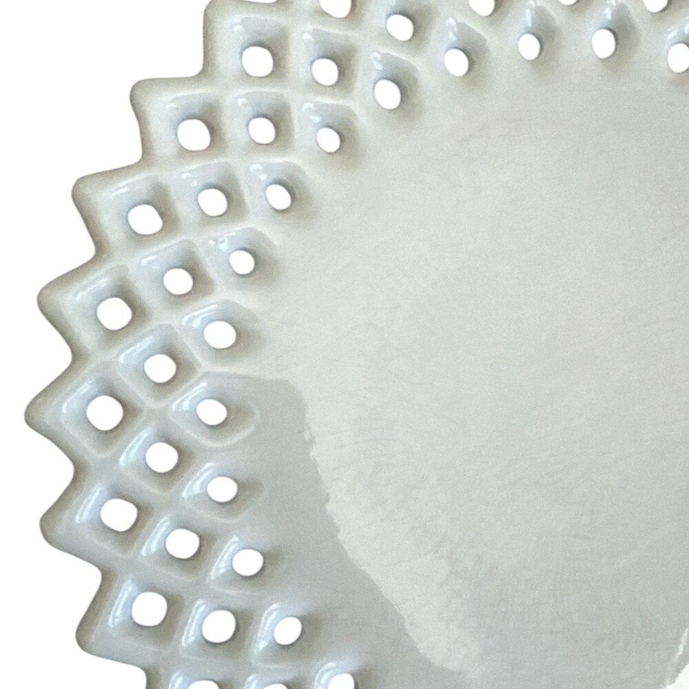 Vintage Rare Paper Windows Cream Perforated Rosebud Decorative Plate - Picture 2 of 10